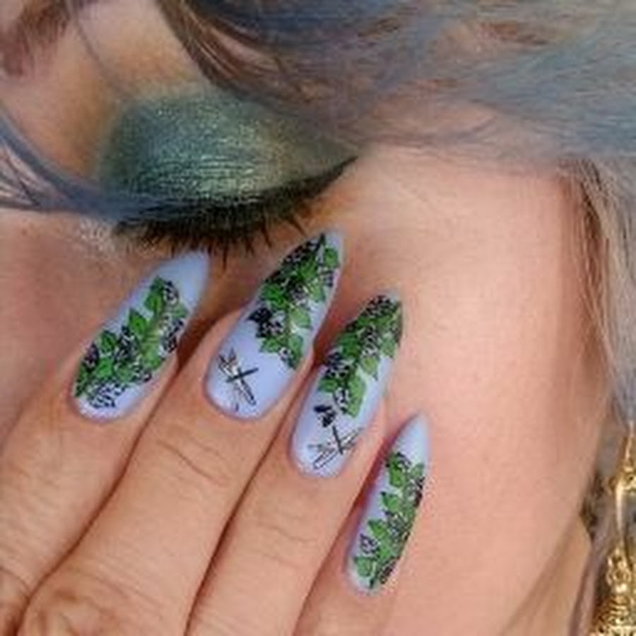 Lvly_nails_by_stella
