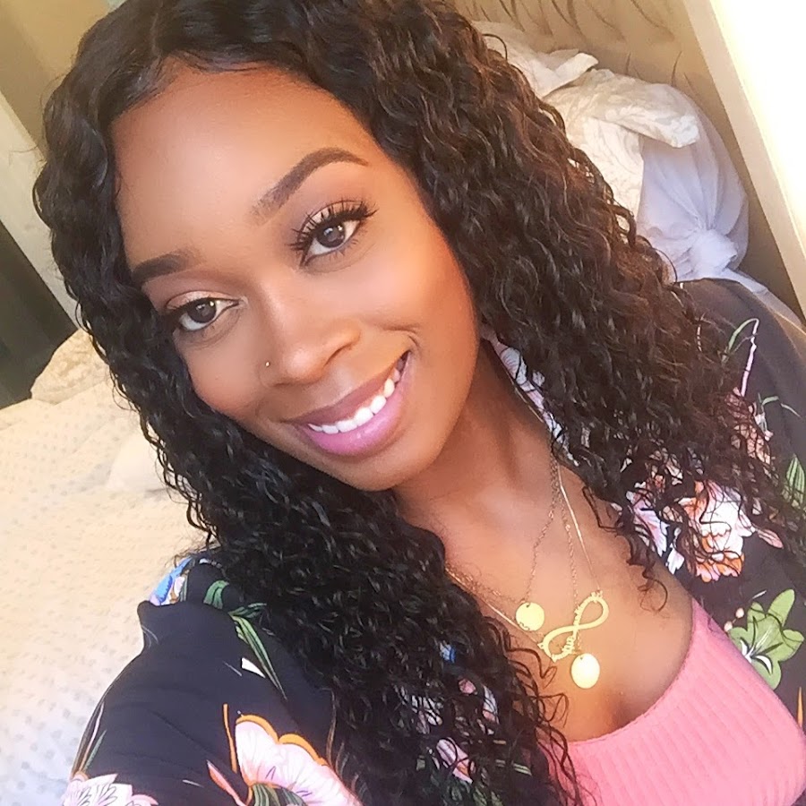 Рене гирлингс. Danielle renae. Danielle renae. Daniele renae. Daniele renae.