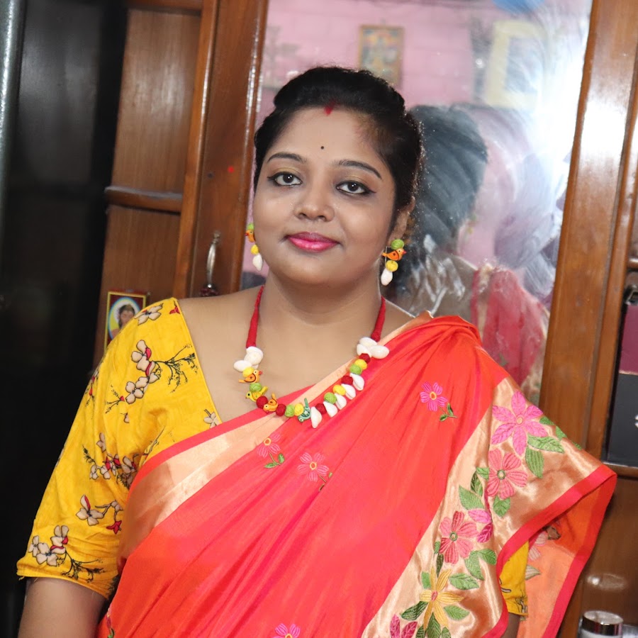 Sayani Bhaduri YouTube channel avatar