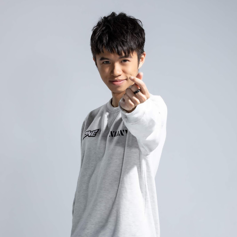 ONE_ XianYo - 網紅的藏寶箱 