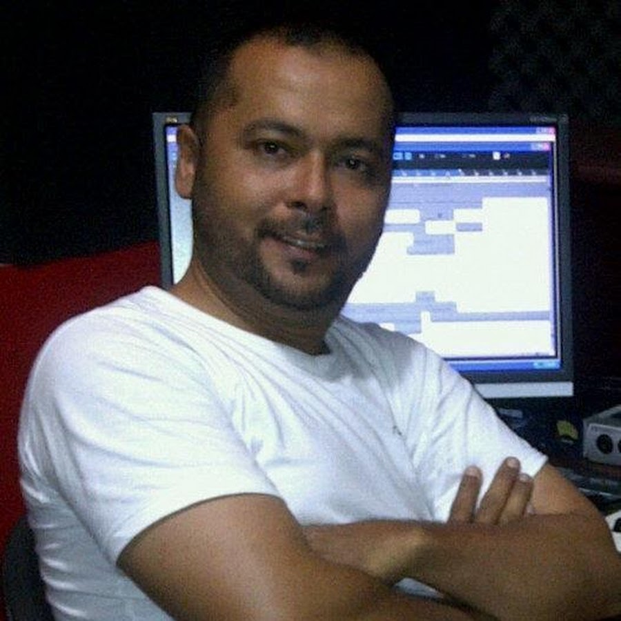 Alwi Assegaf Musician
