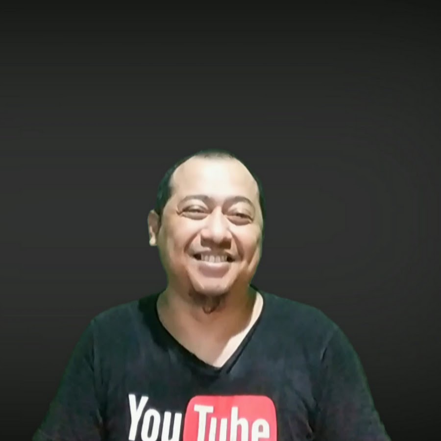 Gaul mora YouTube channel avatar