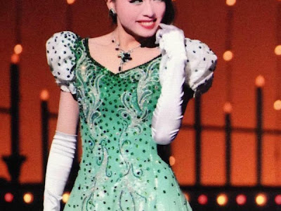 【印刷可能】 礼 真琴 画像 328271