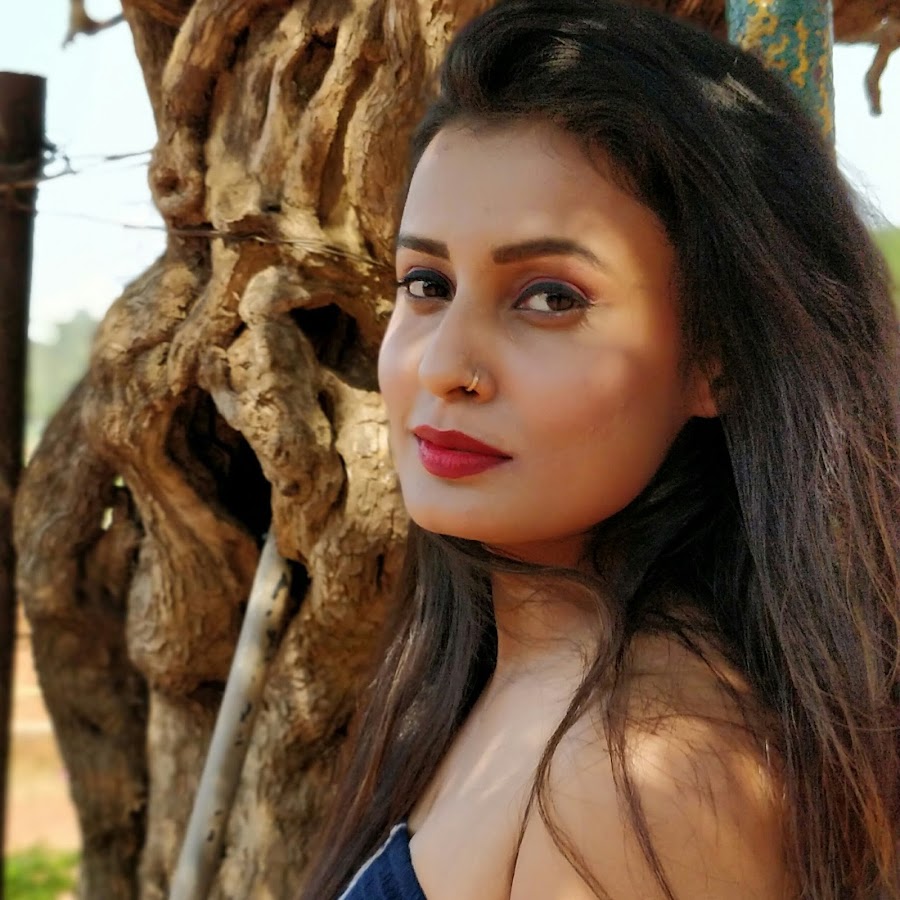 Monika Chowdhury رمز قناة اليوتيوب