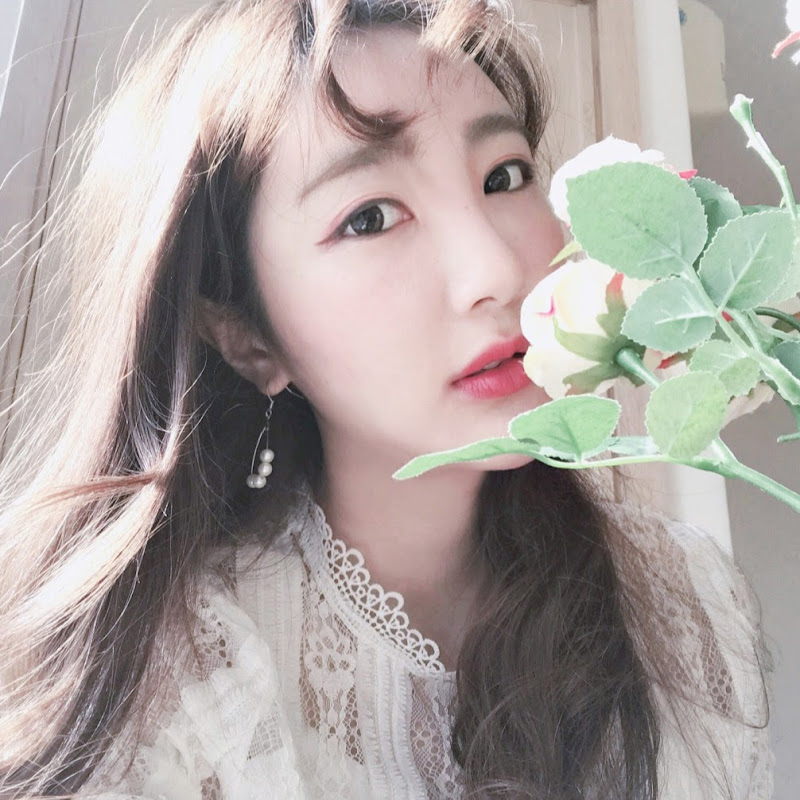 榮恩Say hi - 網紅的藏寶箱 