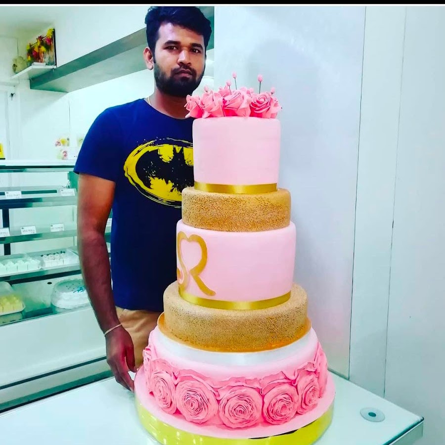 fresh cakes muthu master vishwa YouTube channel avatar