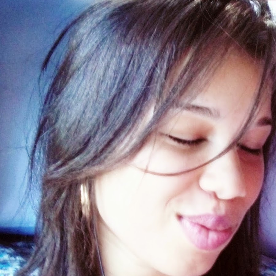 Kerolayne Menezes YouTube channel avatar
