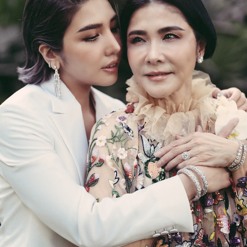 Papuean Skulthai - 網紅的藏寶箱 