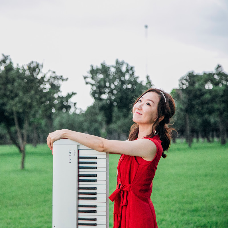 邱立婷-婷婷爵士 Li-Ting Chiu - 網紅的藏寶箱 