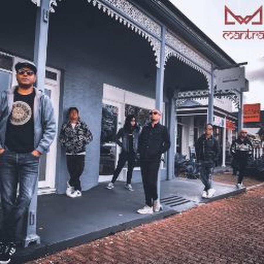 MANTRA BAND OFFICIAL