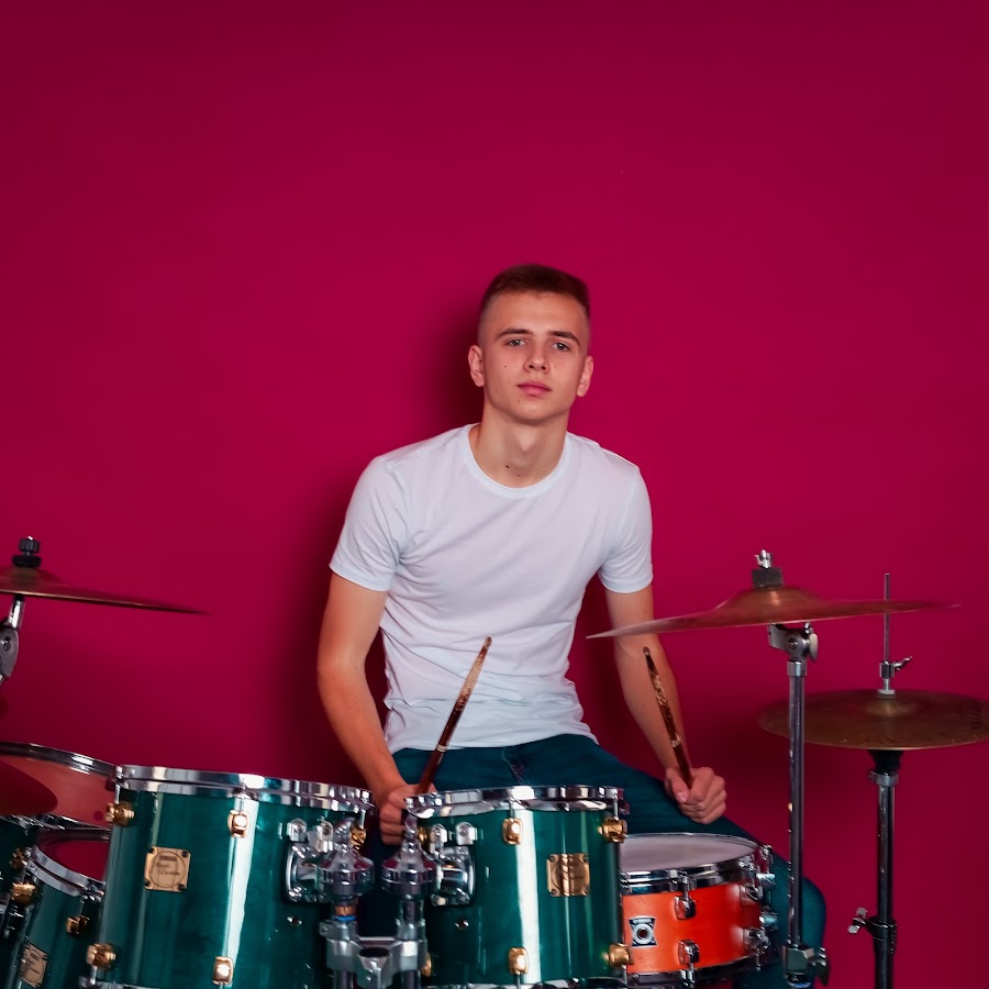 Drummer Daniel  Varfolomeyev