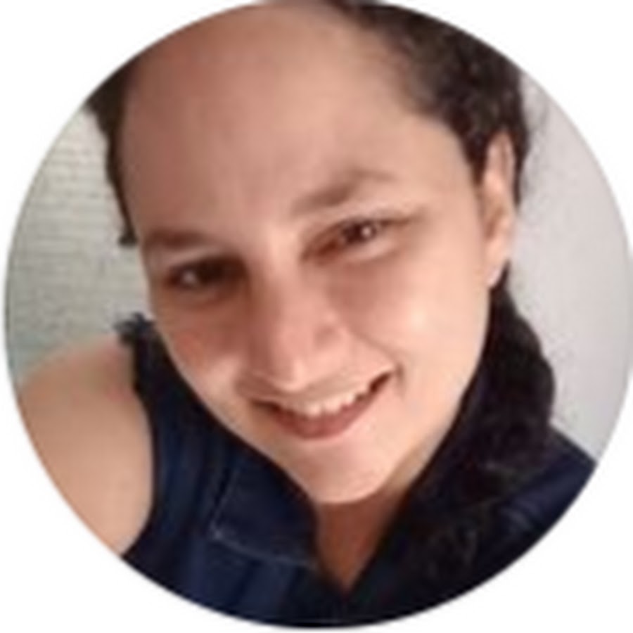 Angela Maria YouTube channel avatar