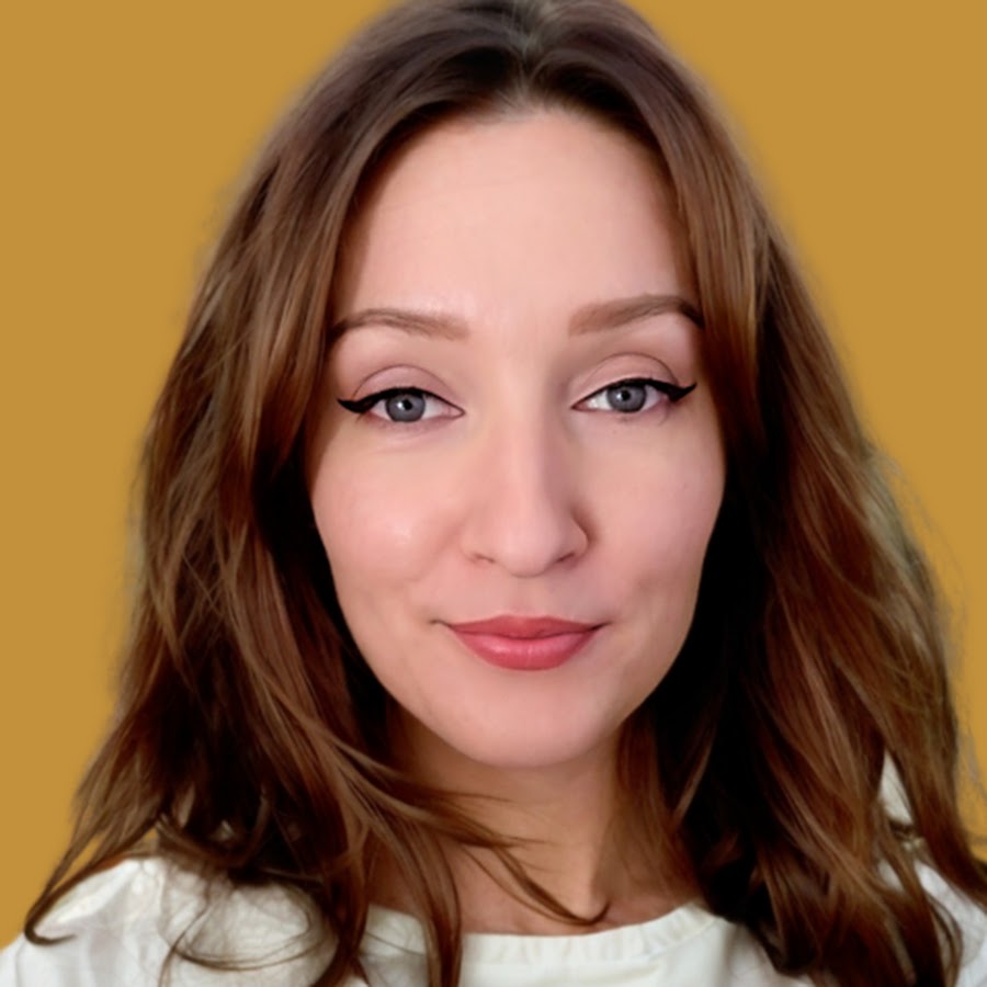 Simona Rich YouTube channel avatar