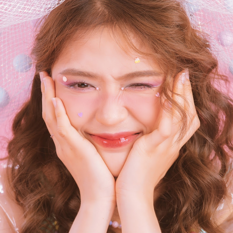 Hoàng Yến Official - 網紅的藏寶箱 