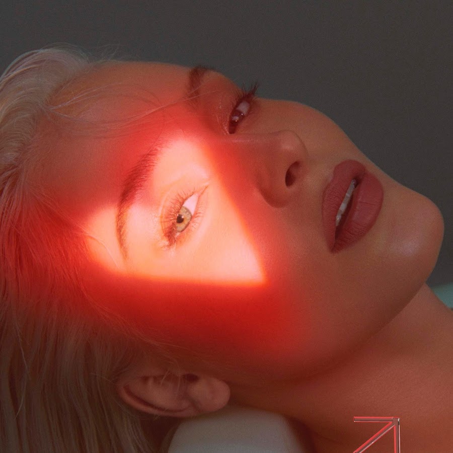 Zara Larsson رمز قناة اليوتيوب