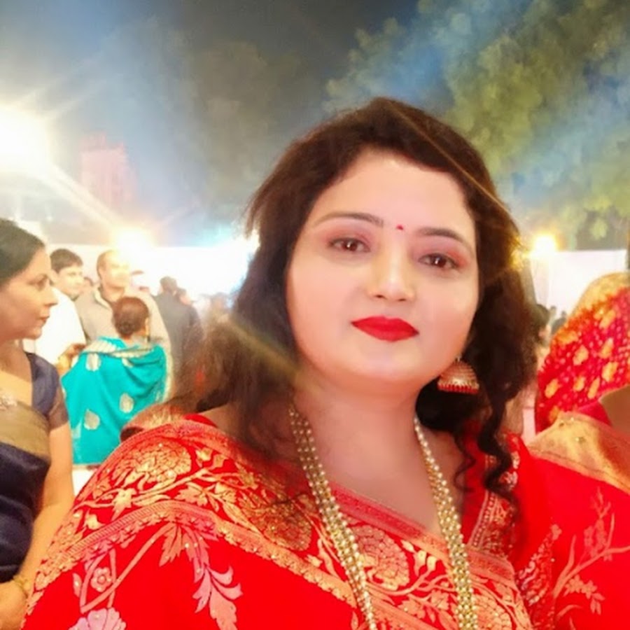 Manisha Tripathi رمز قناة اليوتيوب