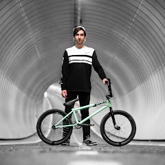 Thumbnail of related channel