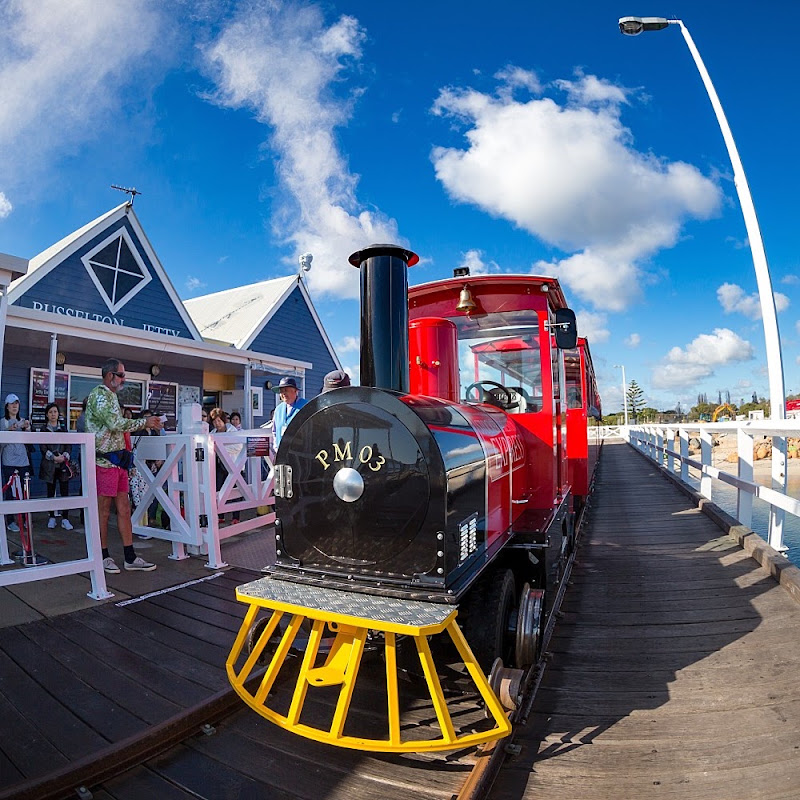 Busselton Jetty logo