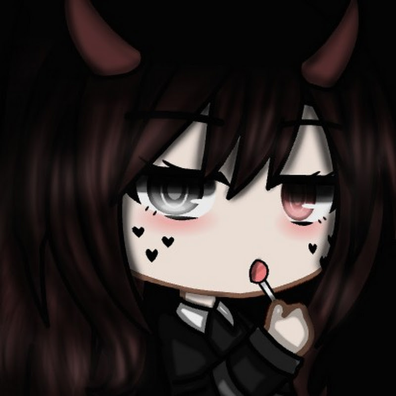 Scarlet Rose :3