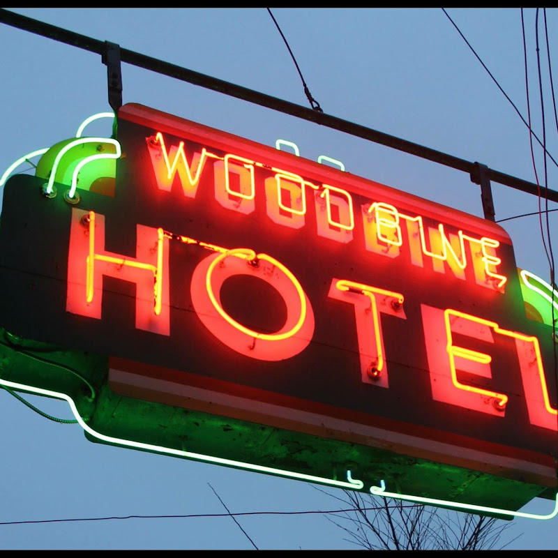 Woodbine Hotel Bar & Vendor
