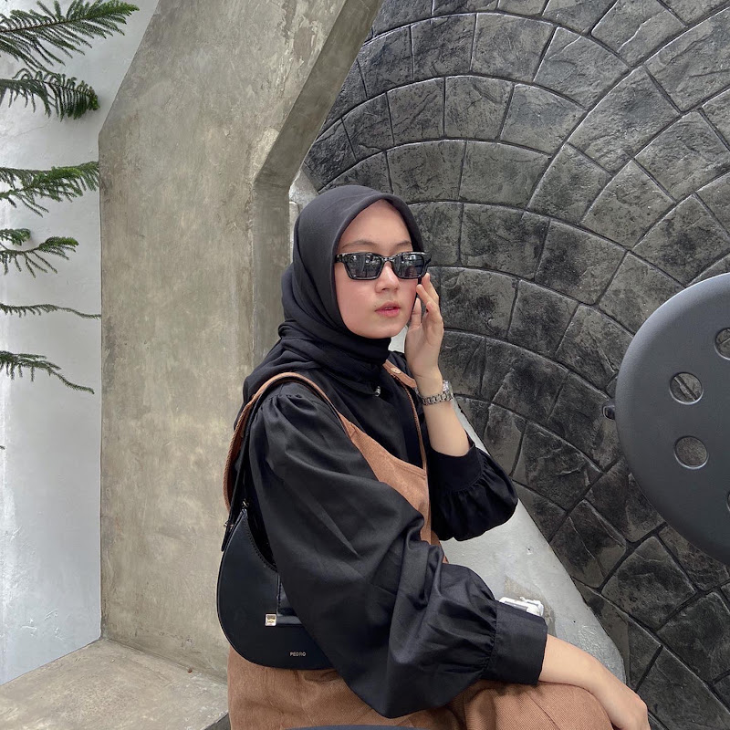 MAYA FIRANTI NUR