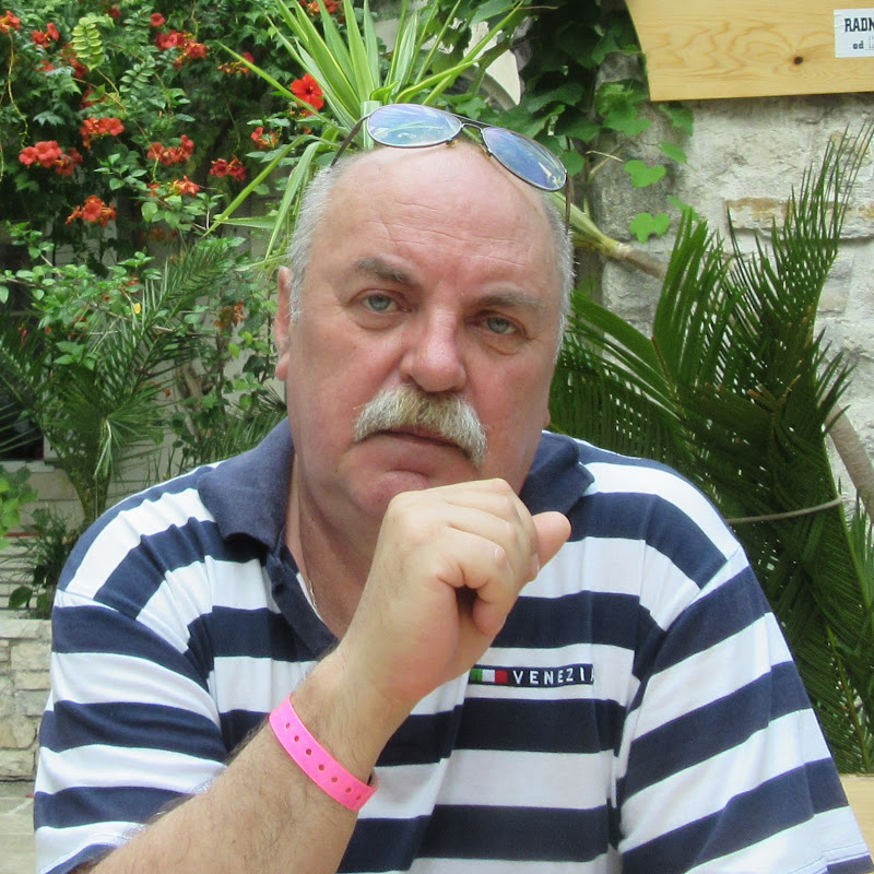Viktor Antonov