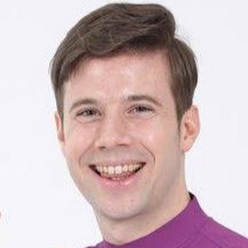 크리스 이슈 Kris Issue Logo