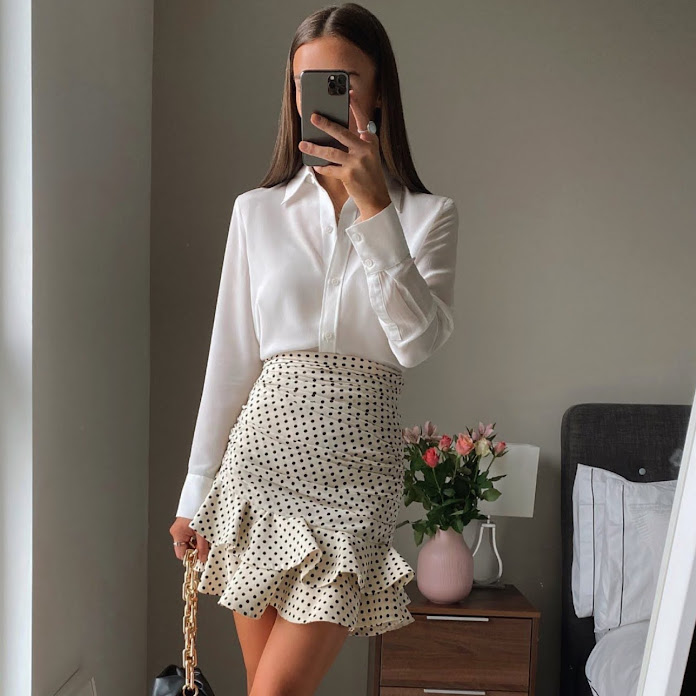 What Em Wore Net Worth & Earnings (2026)