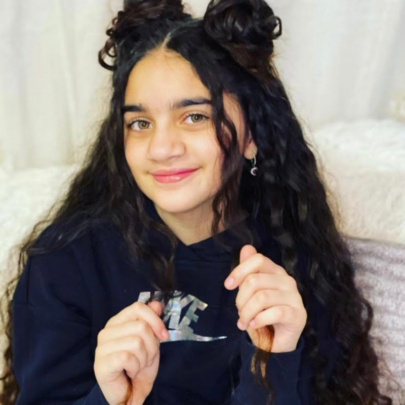 Sultana Awatif سلطانة عواطف