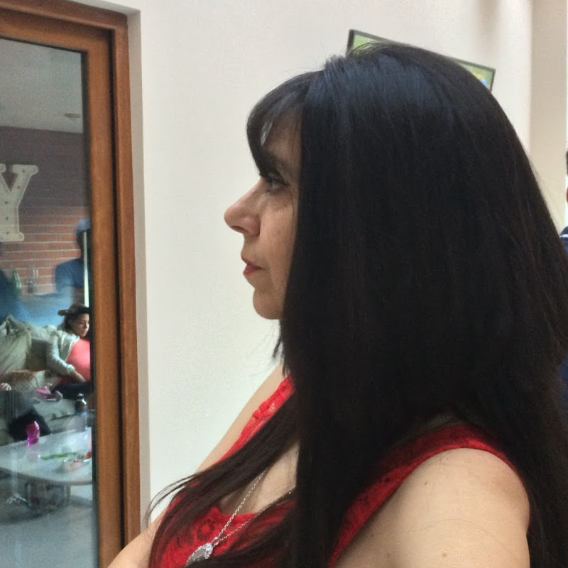 Dalia De León Adams
