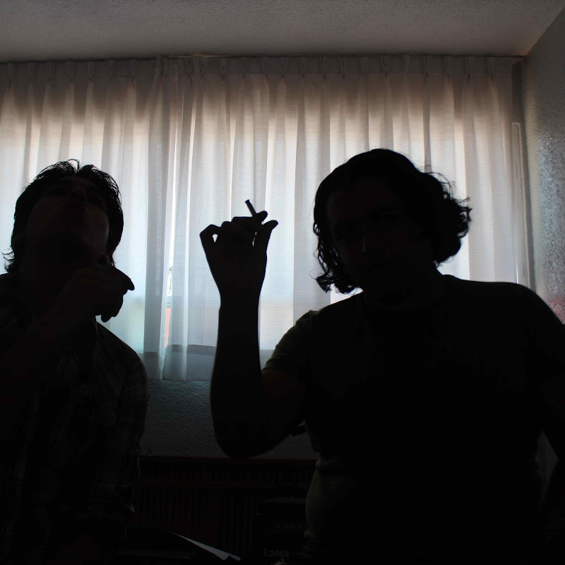 SmokeFriends