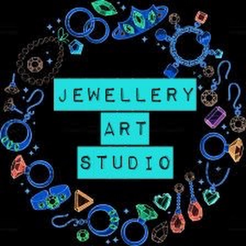 Art & Crafts Studio