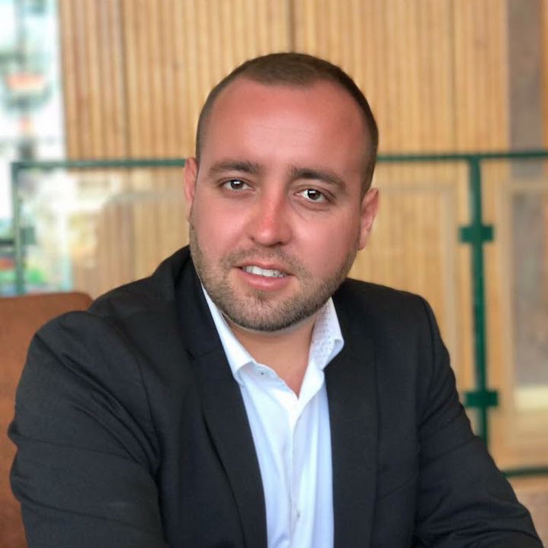 Anton Fofanov
