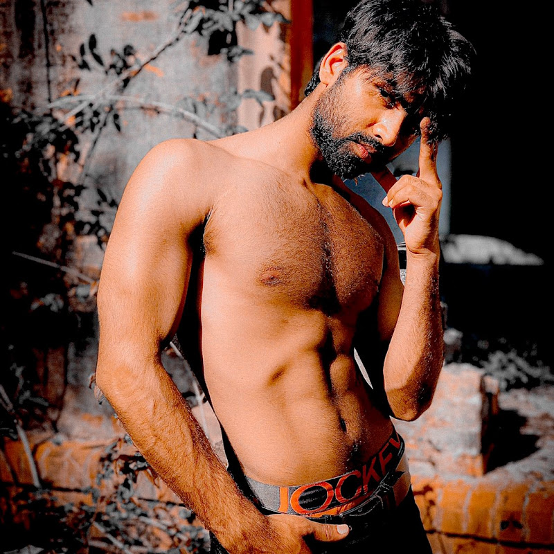 Fit Kabir Khan