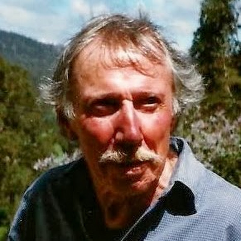 Russell Hart