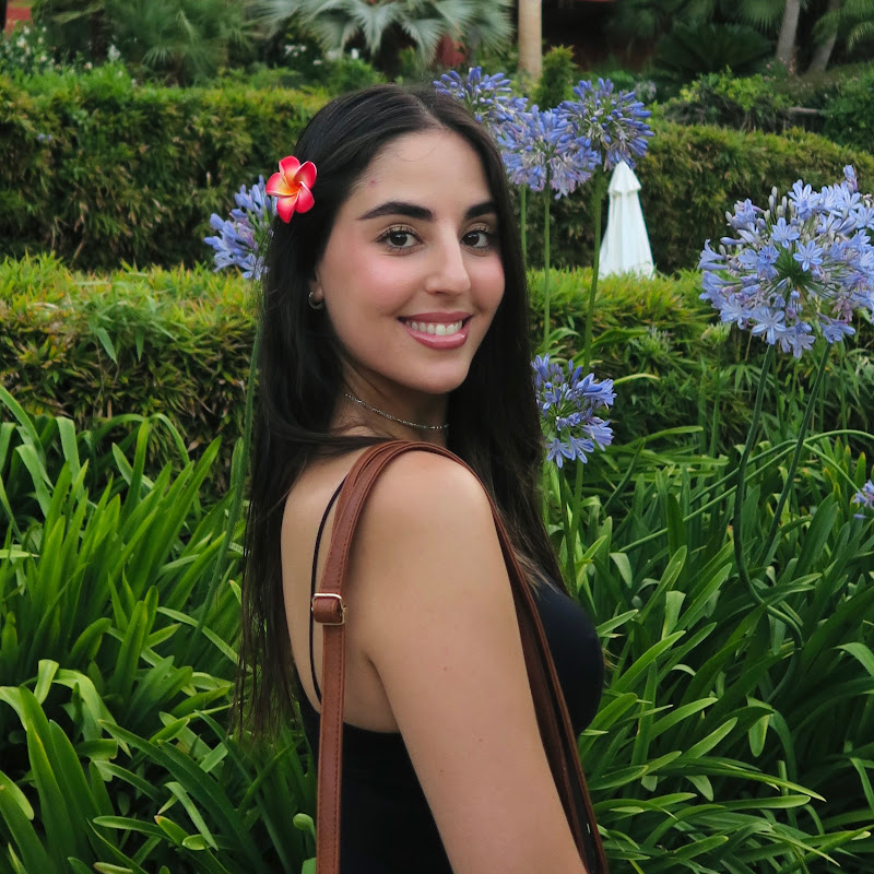 Laura Lp21