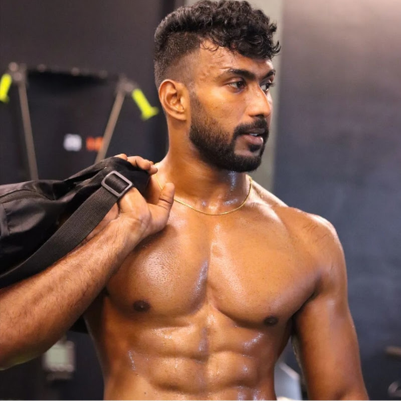 FITNESS TRAINER TEJA