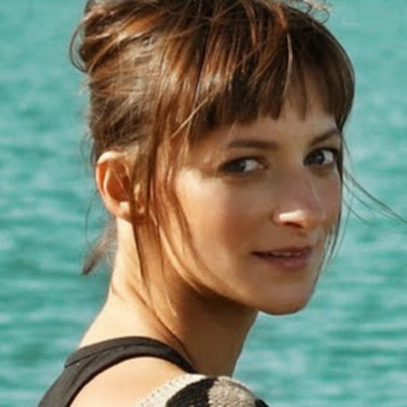 Szalóki Ági Official