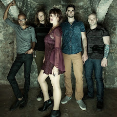 Flyleaf Online