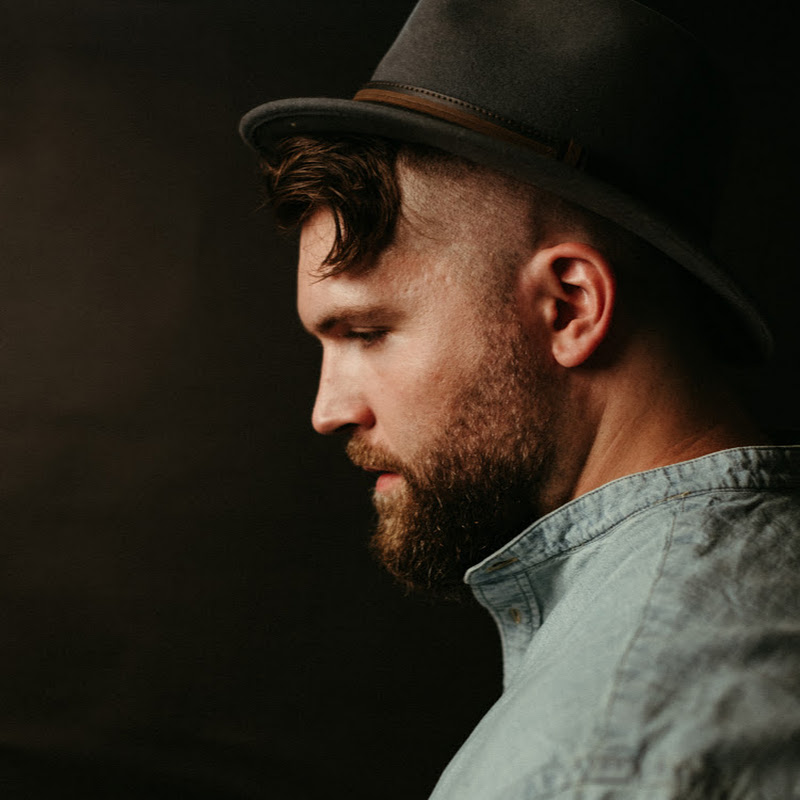 Oliver J Hughes Logo