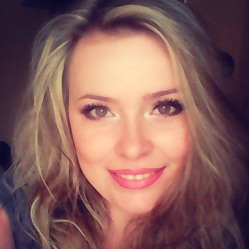 Iren Zozulina (Cooking together)