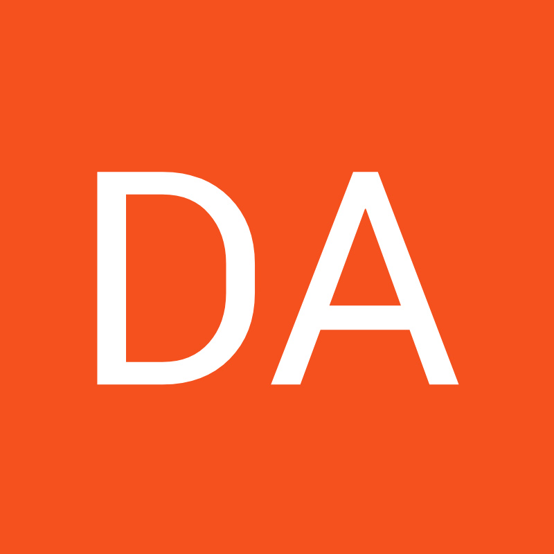 DA