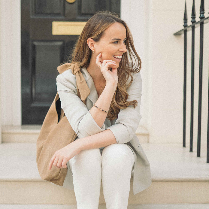 Laura Melhuish-Sprague Net Worth & Earnings (2026)