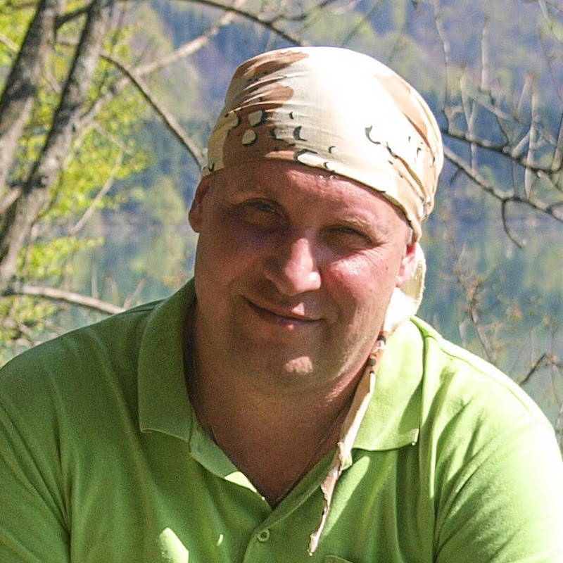 Микола Бузенко