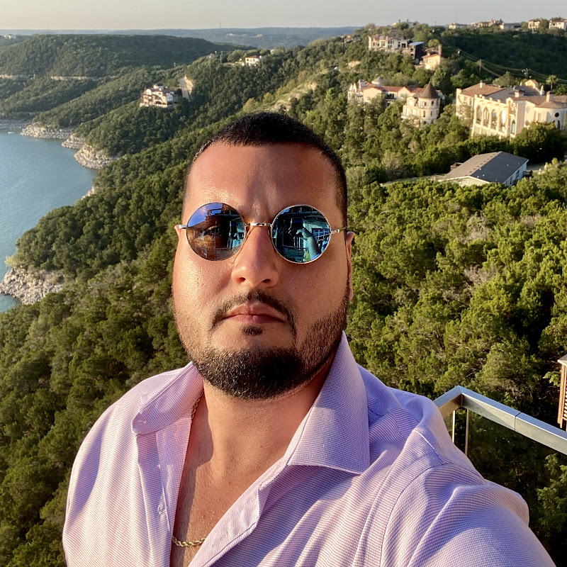 Keyvan Invests
