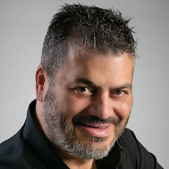Μανώλης Κονταρός