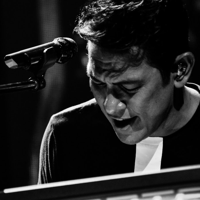 Gary Valenciano Net Worth & Earnings (2026)