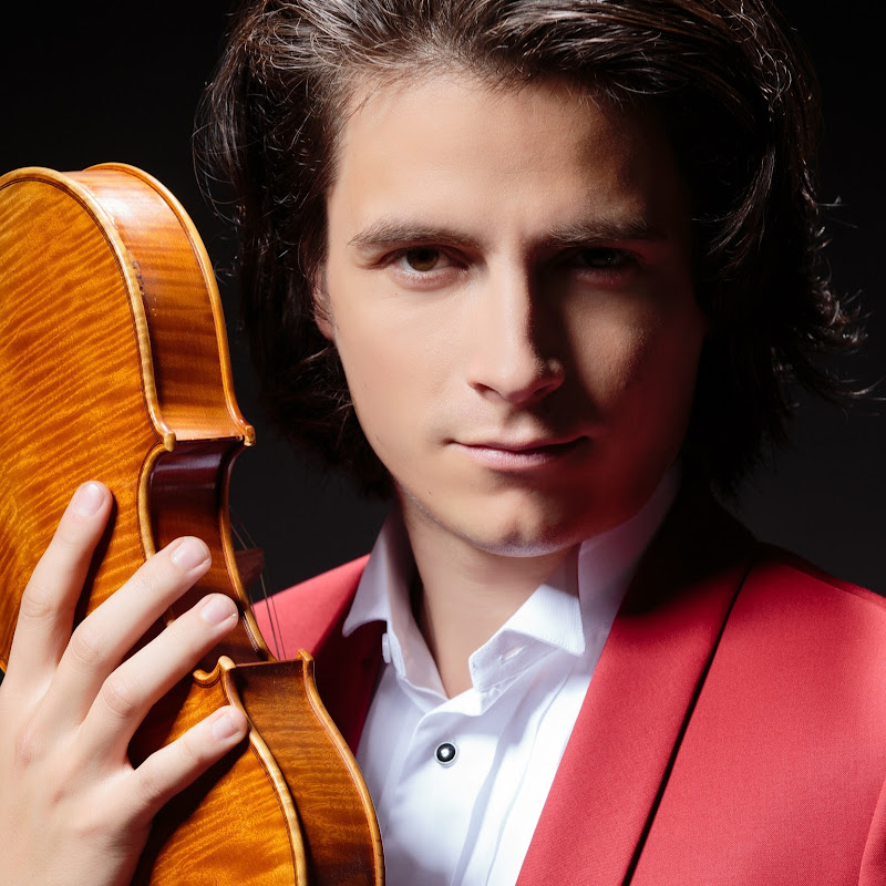 Marek Pavelec - solo violinist