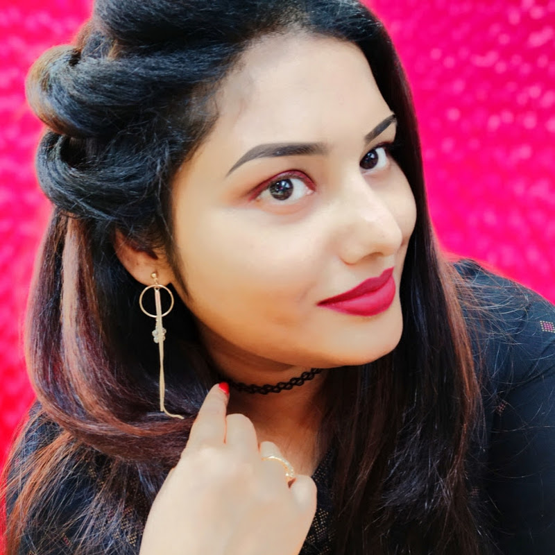 SMILE WITH POOJA