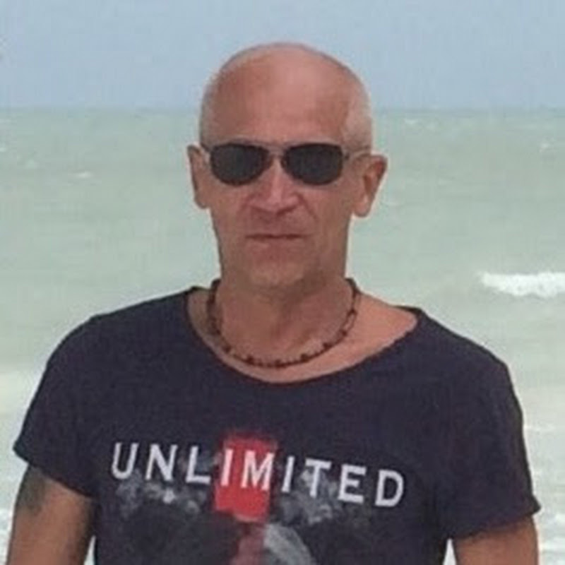 Jurijs Kalinins Logo